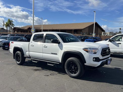 Used 2023 Toyota Tacoma SR5 image 28