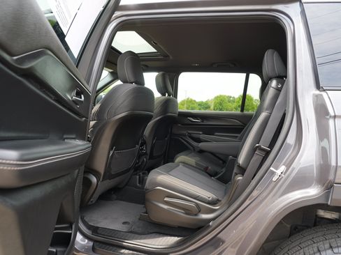 Used 2025 Jeep Grand Cherokee L Laredo w/ Trailer Tow Package AWD/4WD image 20