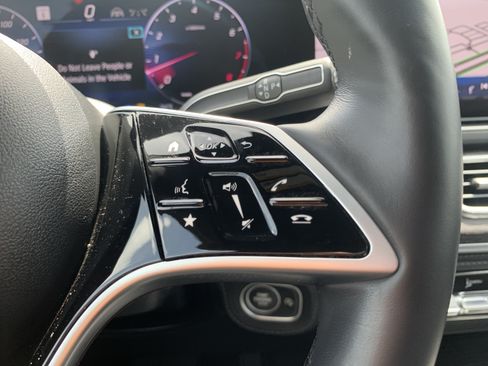 Used 2024 Mercedes-Benz GLE 350 4MATIC image 20
