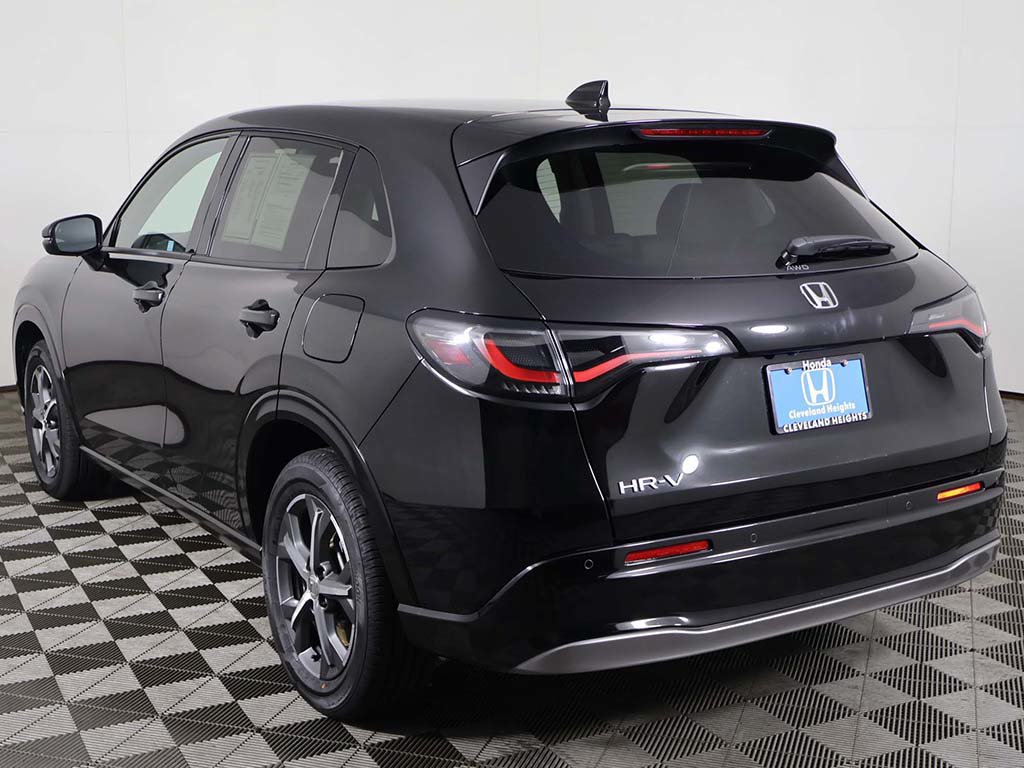 Certified 2025 Honda HR-V EX-L image 9