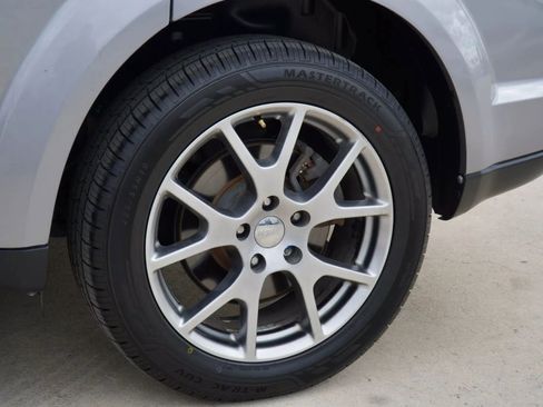 Used 2016 Dodge Journey R/T image 12