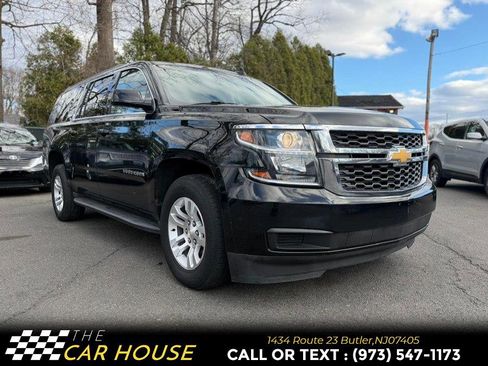Used 2018 Chevrolet Suburban LT image 4