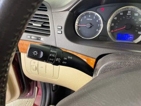 Used 2009 Hyundai Sonata Limited FWD image 12
