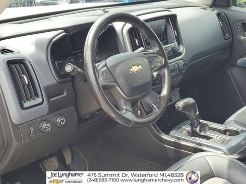 Used 2018 Chevrolet Colorado Z71 AWD/4WD image 11
