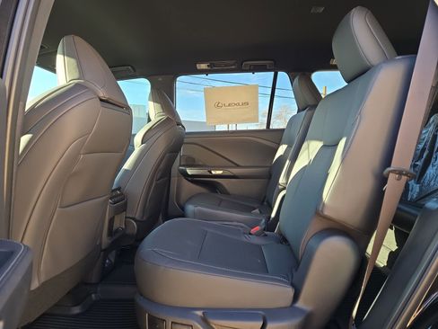 New 2026 Lexus TX 500h 500h F SPORT Performance Premi image 13