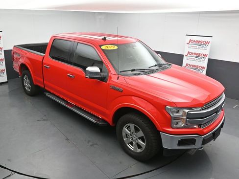 Used 2019 Ford F150 Lariat w/ Equipment Group 502A Luxury AWD/4WD image 24