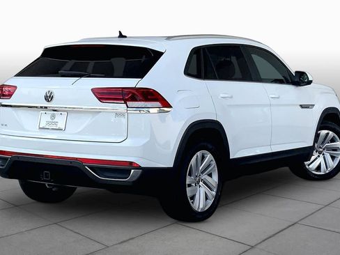 Used 2023 Volkswagen Atlas Cross Sport SE w/ Panoramic Sunroof Package FWD image 13