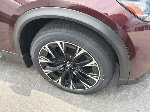 New 2026 MAZDA CX-90 Plug-In Hybrid w/ Premium Plus AWD/4WD image 7