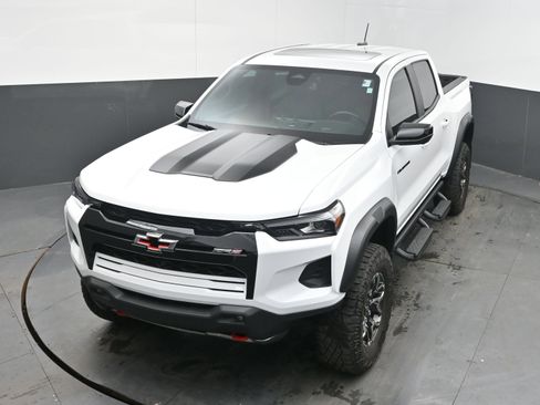 Certified 2023 Chevrolet Colorado ZR2 w/ ZR2 Convenience Package III image 37