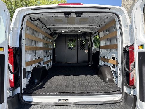 Used 2025 Ford Transit 250 Low Roof w/ Exterior Upgrade Package RWD image 24