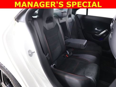 Used 2022 Mercedes-Benz CLA 250 4MATIC image 47
