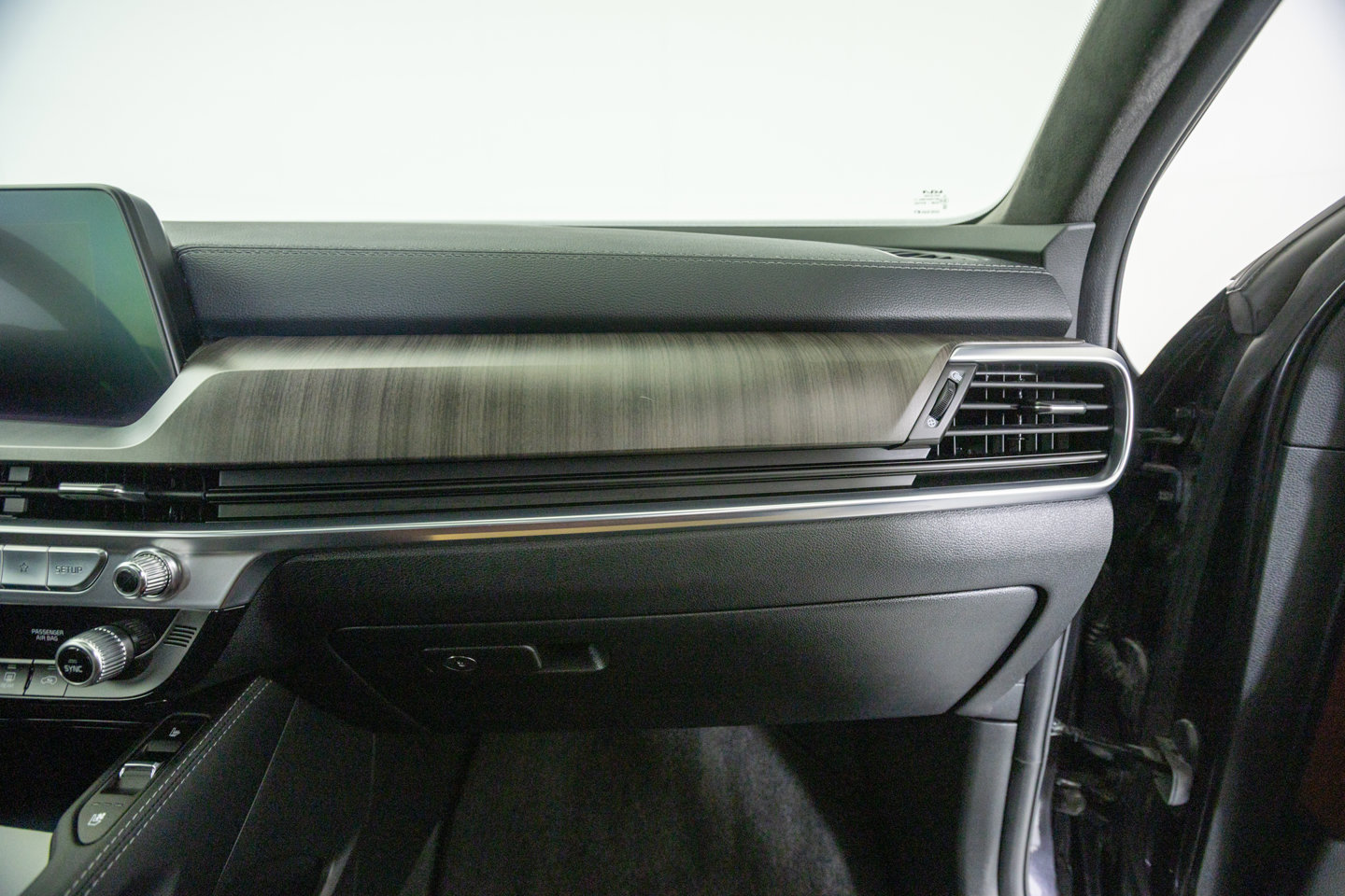 Used 2025 Kia Telluride SX Prestige AWD/4WD image 45