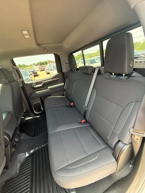 New 2026 GMC Sierra 1500 SLE w/ Preferred Package AWD/4WD image 47