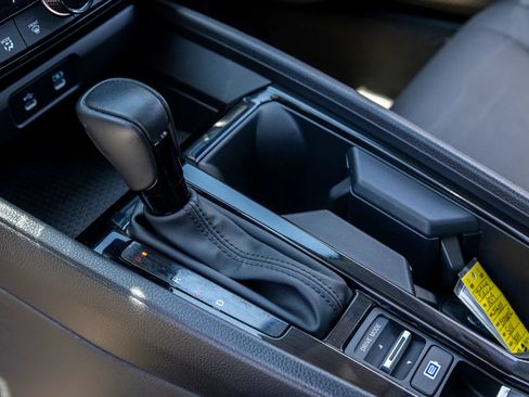 Used 2024 Honda Accord EX-L image 24