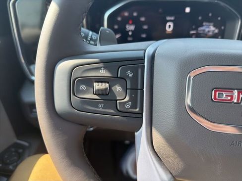 New 2026 GMC Sierra 1500 SLT image 22