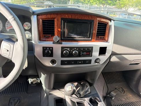 Used 2007 Dodge Ram 3500 Truck Laramie AWD/4WD image 21
