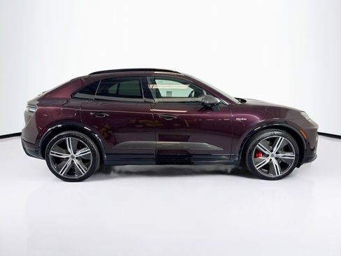 Certified 2024 Porsche Macan Turbo Electric image 8