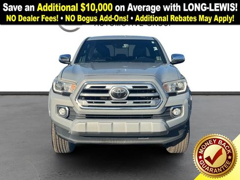 Used 2018 Toyota Tacoma Limited image 12