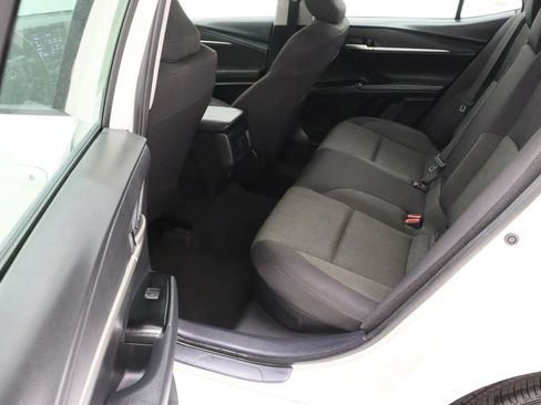 Used 2025 Toyota Camry LE FWD image 28
