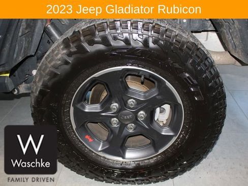 Used 2023 Jeep Gladiator Rubicon w/ LED Lighting Group image 12