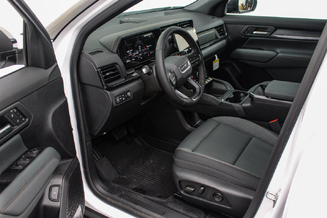 New 2027 GMC Terrain AT4 w/ Convenience Package III AWD/4WD image 11