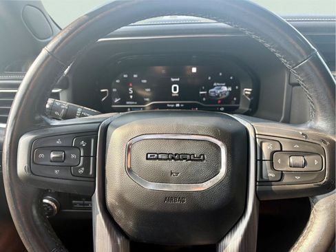 Used 2023 GMC Yukon Denali Ultimate AWD/4WD image 23