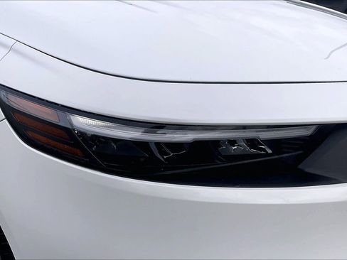 Used 2024 Honda Accord EX image 4