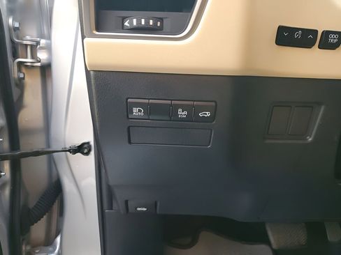 Used 2019 Lexus NX 300 FWD w/ Luxury Package image 31