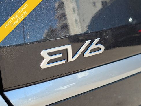 Certified 2025 Kia EV6 Light AWD/4WD image 14