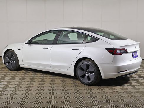 Used 2023 Tesla Model 3 Standard Range image 10