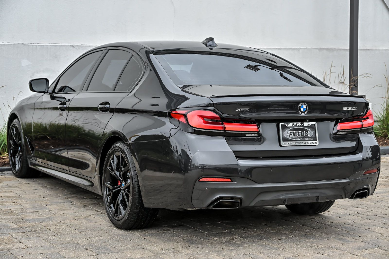 Used 2023 BMW 530i xDrive w/ M Sport Package AWD/4WD image 11