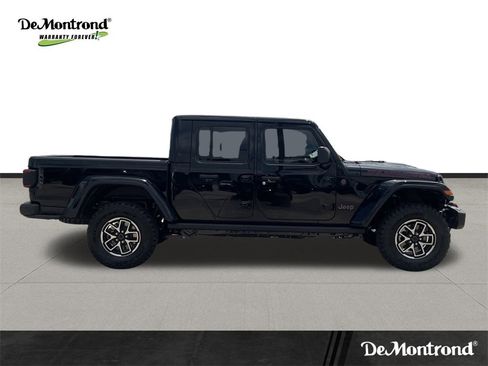 New 2025 Jeep Gladiator Rubicon image 4