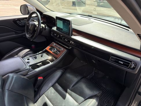 Used 2021 Lincoln Aviator Reserve w/ Equipment Group 210A image 14