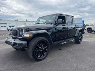 Used 2025 Jeep Gladiator Sport AWD/4WD video 2