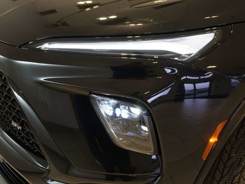 Used 2025 Buick Enclave Sport Touring w/ Power Package image 35