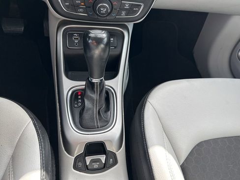 Used 2019 Jeep Compass Latitude w/ Popular Equipment Group image 16