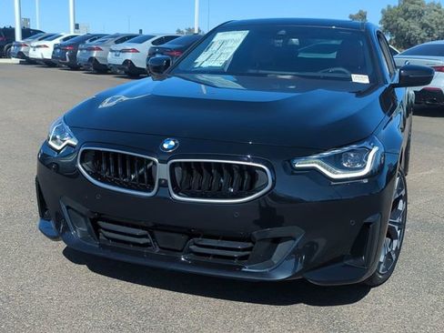 Used 2026 BMW 230i Coupe w/ Premium Package RWD image 3