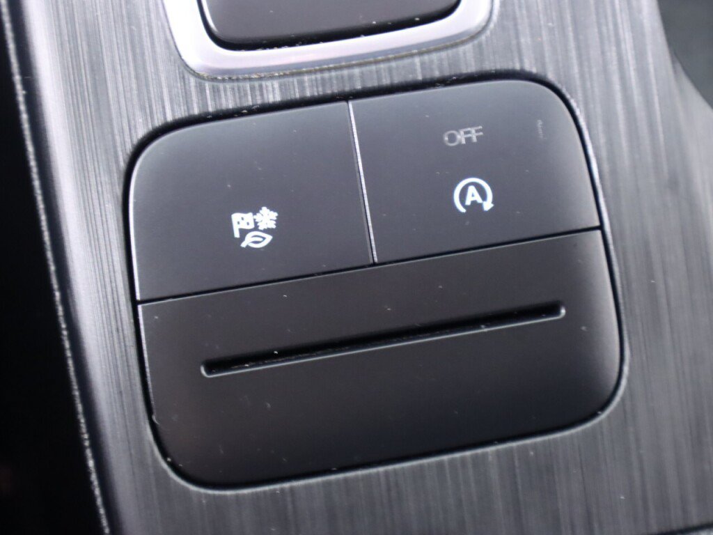 Used 2021 Ford Escape SEL w/ Technology Package AWD/4WD image 31