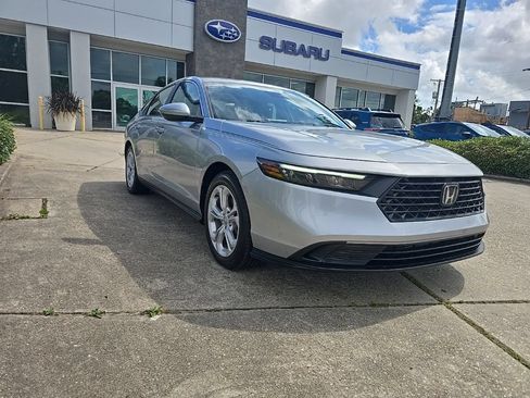 Used 2025 Honda Accord LX image 34
