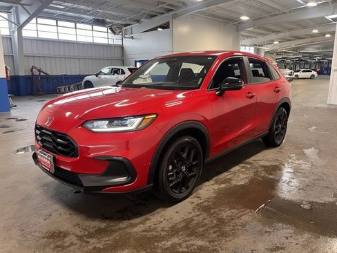 Used 2023 Honda HR-V Sport image 7