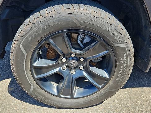 Used 2020 RAM 1500 Big Horn AWD/4WD image 4