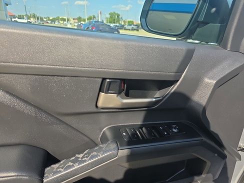 Used 2024 Toyota Tacoma TRD Sport image 13