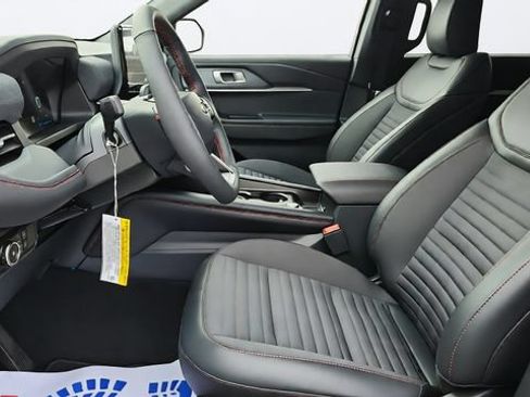New 2026 Ford Explorer ST-Line AWD/4WD image 11