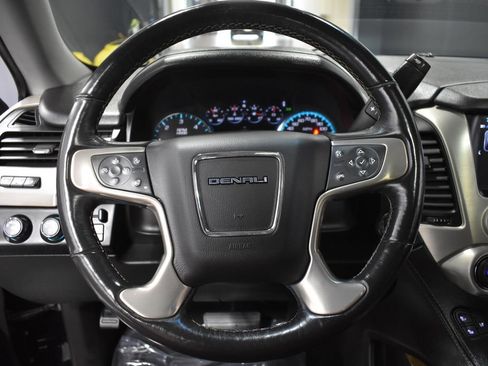 Used 2017 GMC Yukon XL Denali w/ Open Road Package AWD/4WD image 30