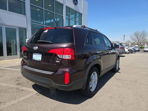 Used 2014 Kia Sorento LX FWD image 10