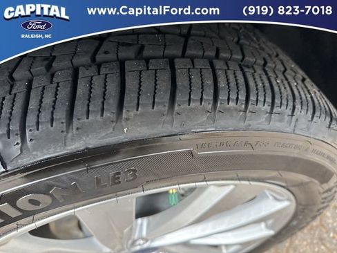 Certified 2022 Ford Escape Titanium w/ Titanium Elite Package image 14