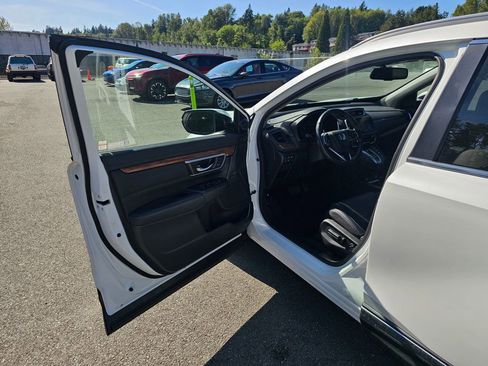 Used 2020 Honda CR-V Touring image 21