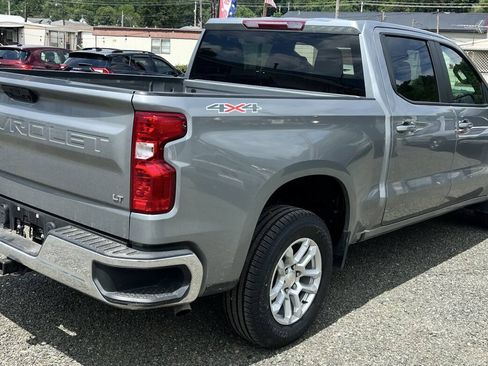 Used 2023 Chevrolet Silverado 1500 LT AWD/4WD image 14