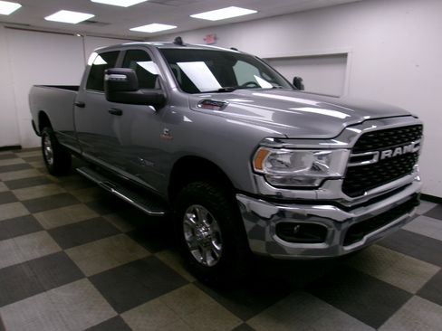 Used 2024 RAM 3500 Big Horn image 13