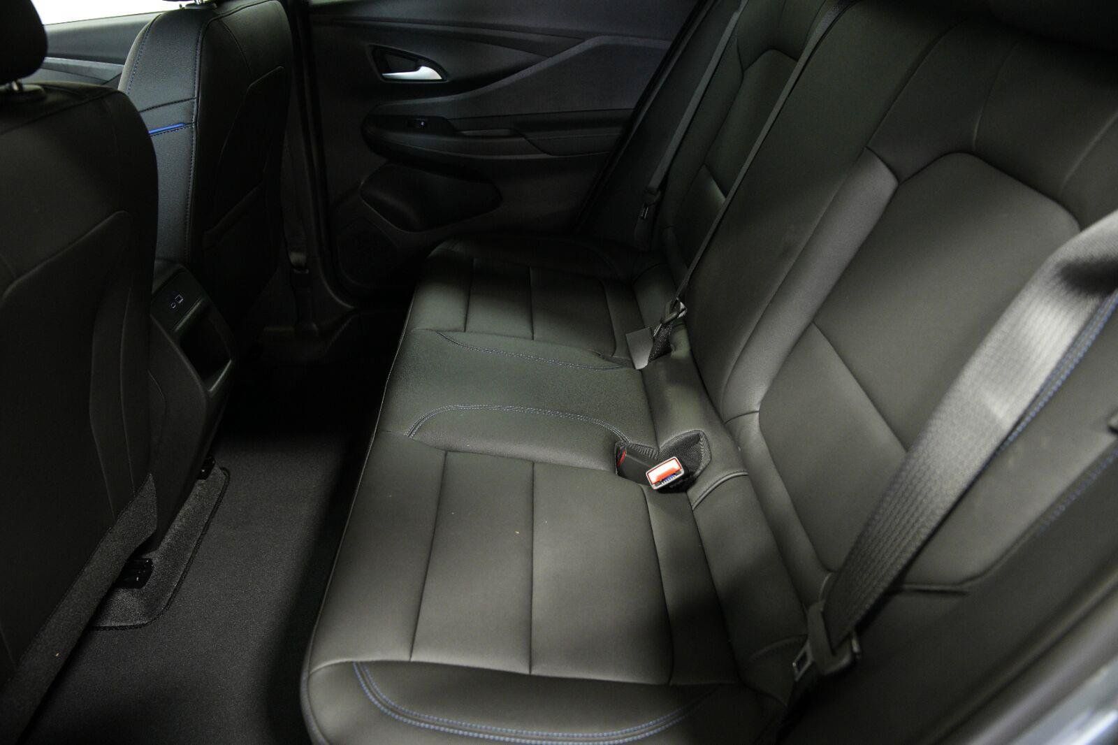 New 2026 Buick Envista Sport Touring w/ Convenience I Package FWD image 31